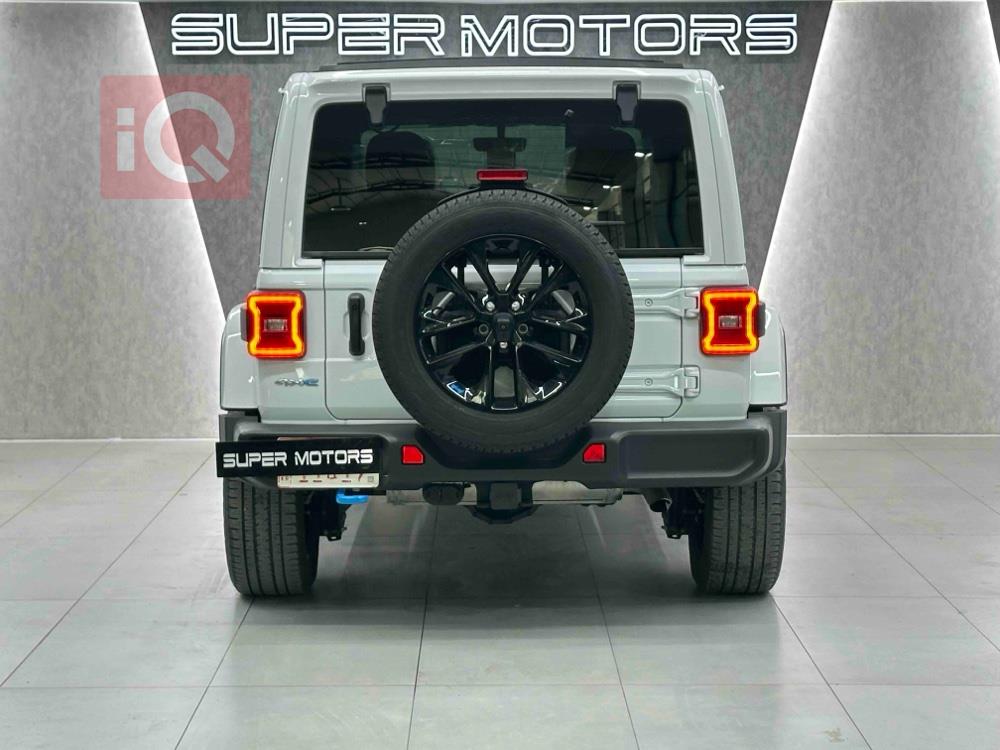 جیپ رانگلەر